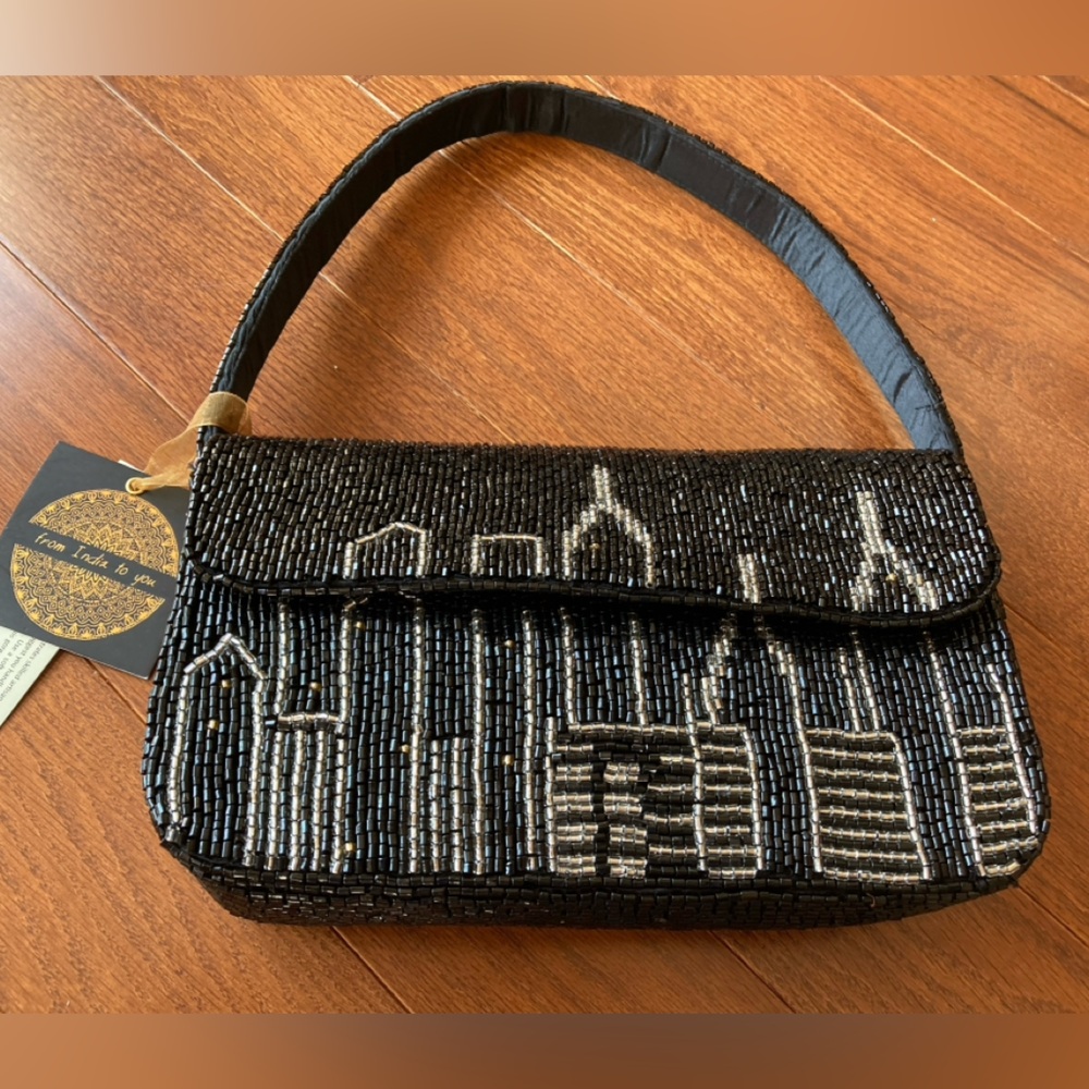 NWT Viral T.J.Maxx Indian Black and Silver City Skyline Beaded Shoulder Bag